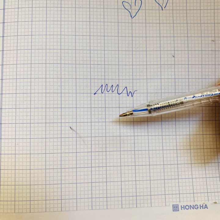 Combo 10 Cây Bút Bi Df207 Ngòi 0.7Mm 050 - Lady'S Passion - Ảnh 2