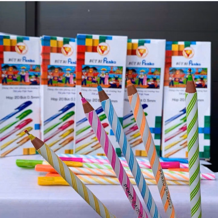 Hộp 20 Bút Bi Nến Penko Mực Xanh - Lady'S Passion - Ảnh 2