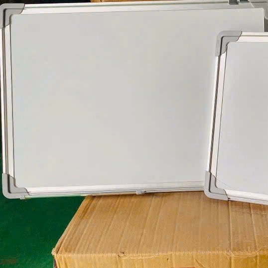 Bảng Trắng Viết Bút Lông Tặng Kèm Mút Lau Bảng Sp0344 - Lady'S Passion - Ảnh 2