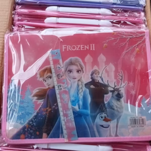 Căp Học Thêm Cho Các Bé Hình Siêu Dễ Thương